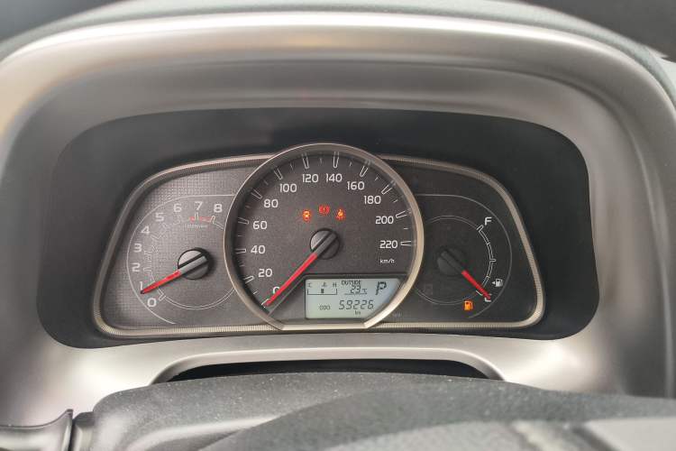 Used Toyota RAV4 2019 2.0L CVT Two-Wheel Drive Luxury Version China VI Standard
