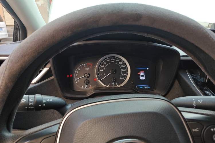 Used Toyota Levin 2023 2.0L Leading Edition
