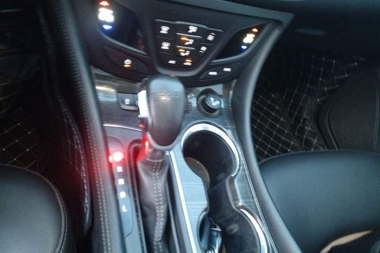 Used Buick Envision 2018 20T Two-Wheel-Drive Leading Model
