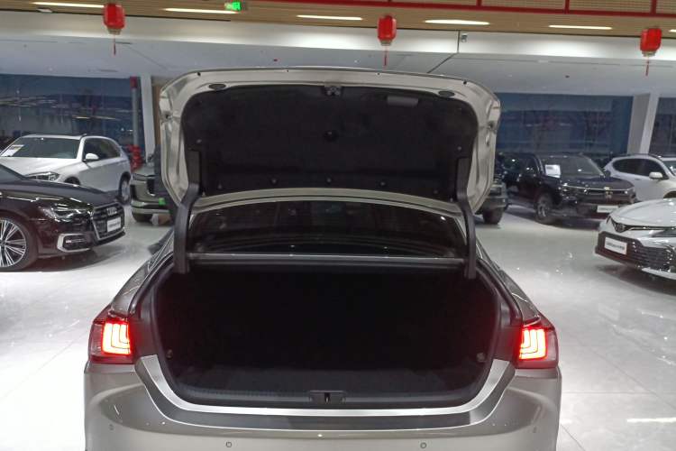 Used Lexus ES 2022 200 Excellence Edition