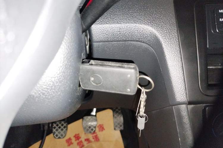 Used Volkswagen Santana 2015 1.4L Manual Fashion Edition Vehicle Key