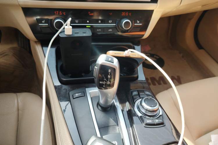 Used BMW 5 Series 2011 523Li Luxury Model
