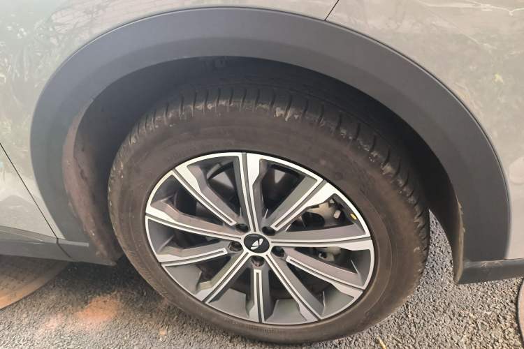 Used Chery Fengyun T9 2025 120 Long-Range Luxury Version 7 Seats Lithium Iron Phosphate