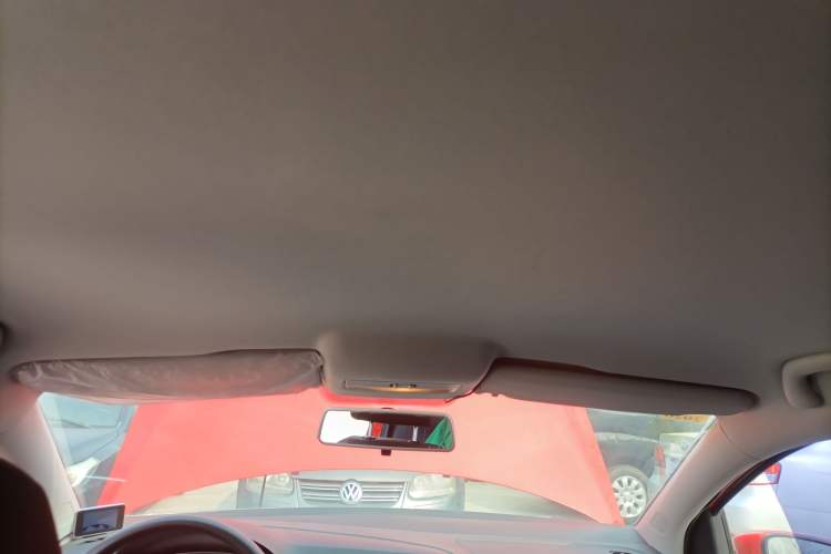 Used Volkswagen Polo 2013 1.4L Manual Fashion Edition Headliner