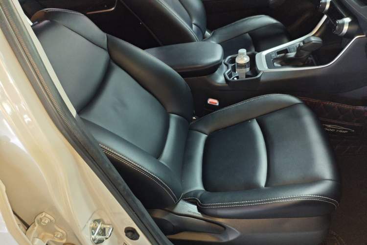 Used Toyota RAV4 2020 Dual-Engine 2.5L E-CVT Two-Wheel Drive Elite Edition