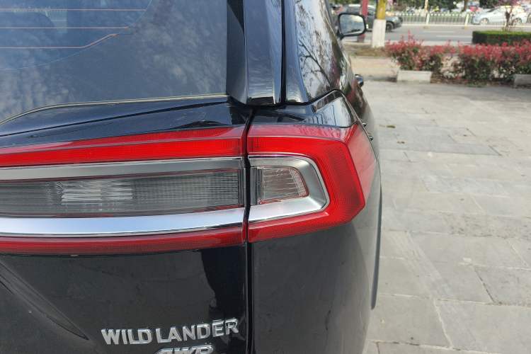 Used Toyota Wildlander 2023 2.0L CVT Four-Wheel Drive Luxury PLUS Edition
