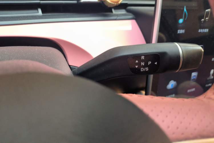 Used NETA V 2021 Witch Edition