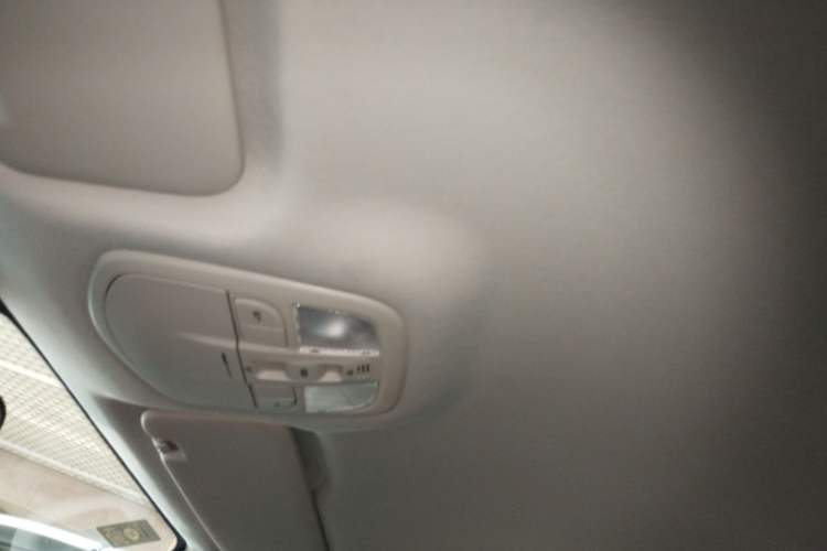 Used SAIC MAXUS G10 2022 2.0T Automatic Elite Edition Gasoline 7-Seater