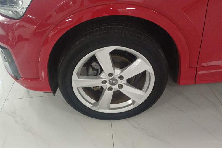 Used Audi Q2L 2018 35 TFSI Fashion Elegant Version China V
