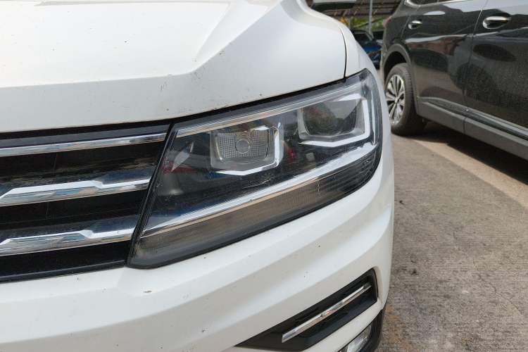 Used Volkswagen Tiguan L 2019 Updated Version 330TSI Automatic Two-Wheel Drive Panoramic Comfort Edition China VI Standard
