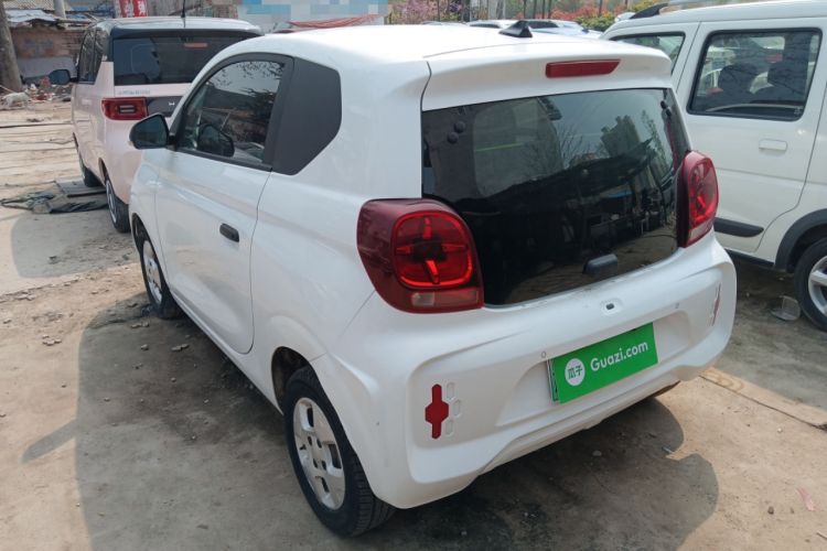 Used Roewe Clever 2021 302 km New Four-Seater Super-Efficient Version
