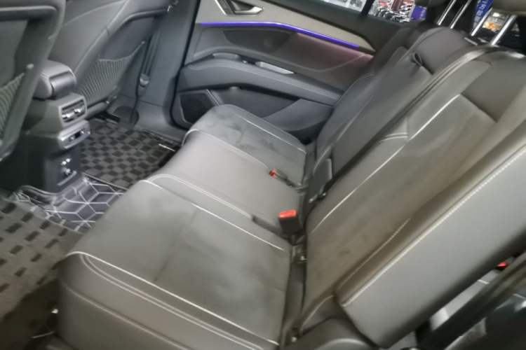 Used Audi Q5 e-tron 2023 40 e-tron Starry Edition Mecha Kit Left Rear Seat