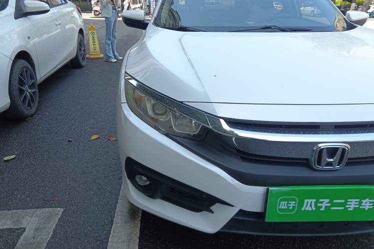 Used Honda Civic 2016 220TURBO CVT Luxury Edition