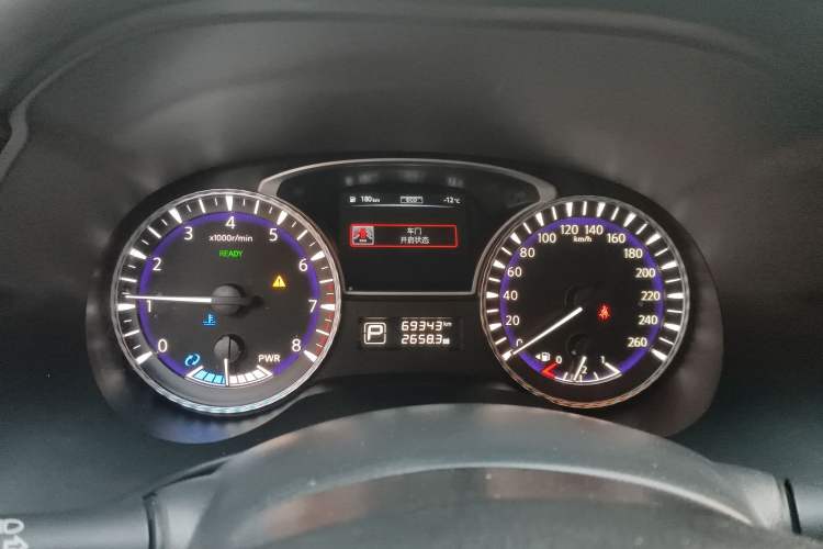 Used Infiniti QX60 2018 2.5 S/C Hybrid Two-Wheel-Drive Excellence Edition China VI Standard