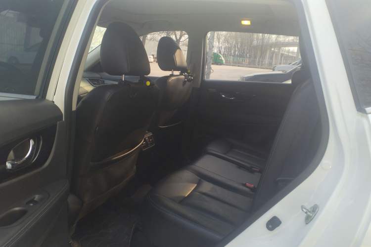 Used Nissan X-Trail 2021 2.5L CVT 4WD XL ITS 3-Row Luxury Flagship Edition Left Rear Seat