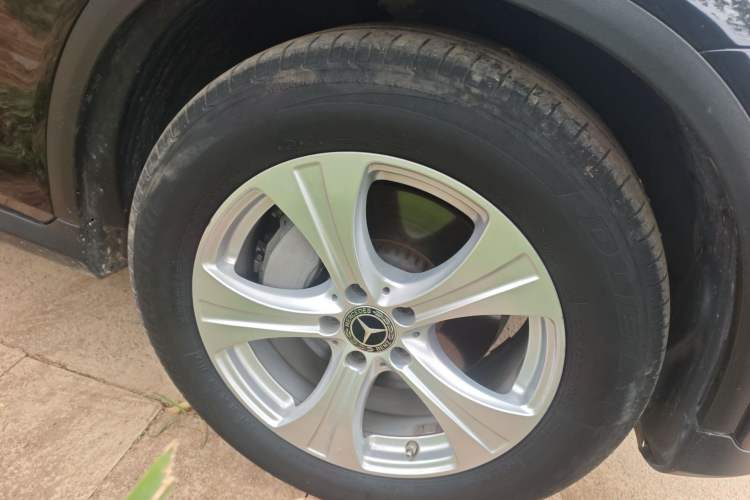 Used Mercedes-Benz GLC 2020 GLC 260 L 4MATIC Dynamic Model Right Front Wheel Hub