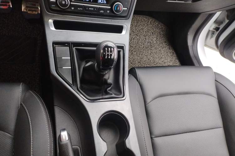 Used Geely Auto Emgrand 2020 1.5L Manual Luxury Model
