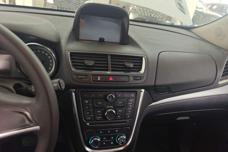 Used Buick Encore 2015 1.4T Automatic Two-Wheel Drive Urban Elite Version