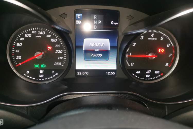 Used Mercedes-Benz GLC  Odometer Close Up
