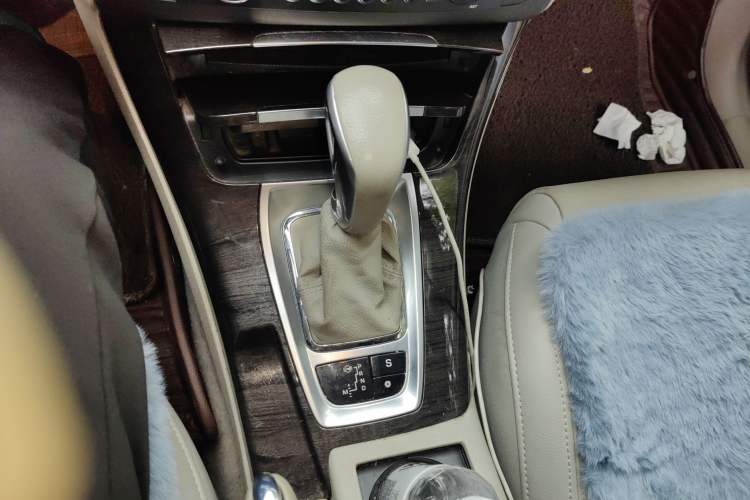 Used Citroen C5 2013 2.3L Automatic Zunyu Model