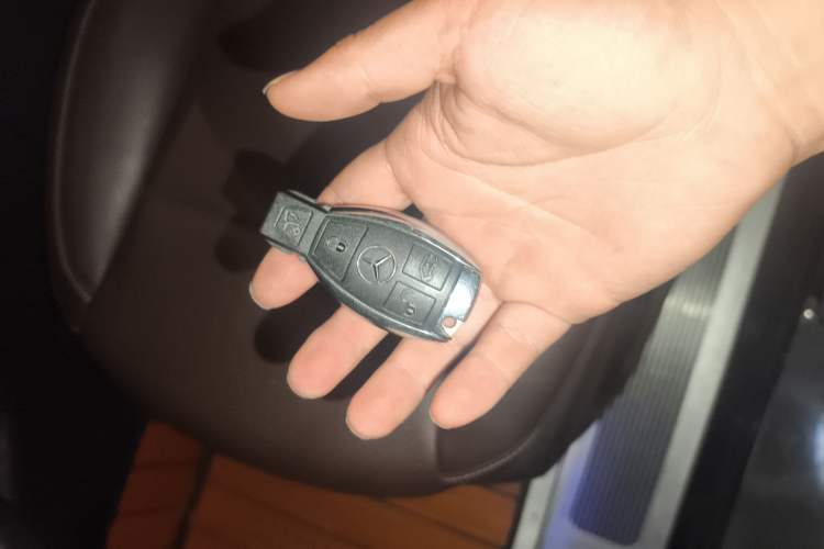 Used Mercedes-Benz V-Class 2022 V 260 L Long-wheelbase Luxury Edition Vehicle Key