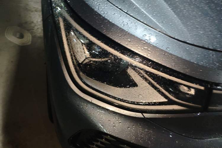 Used Volkswagen ID.6 X 2021 Pro Smart Long-Range Edition Right Front Headlight