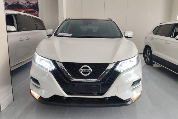Used Nissan Qashqai 2021 2.0L CVT Luxury Edition Front