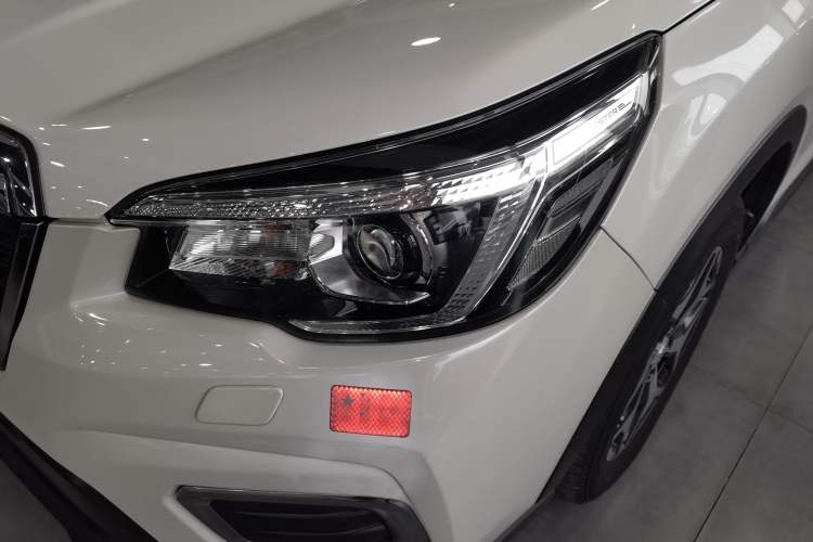 Used Subaru Forester 2021 2.0i Luxury Edition Left Front Headlight