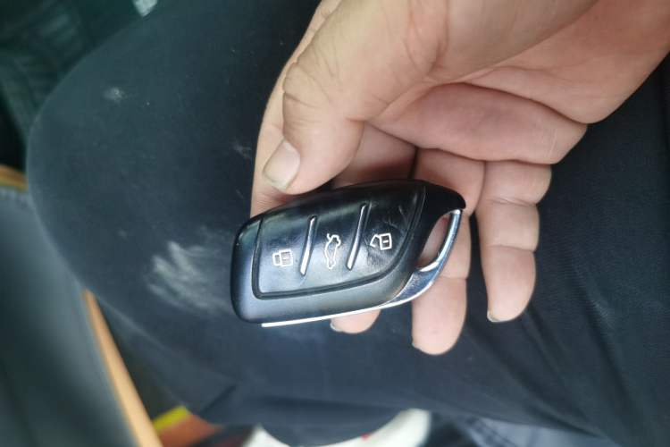 Used Roewe RX5 2023 1.5T Elite Edition Vehicle Key