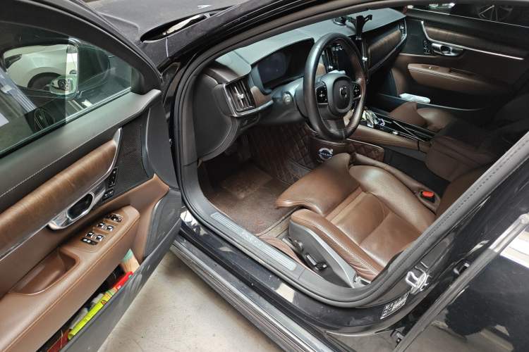 Used Volvo S90 2021 B5 Zhiyuan Luxury Edition