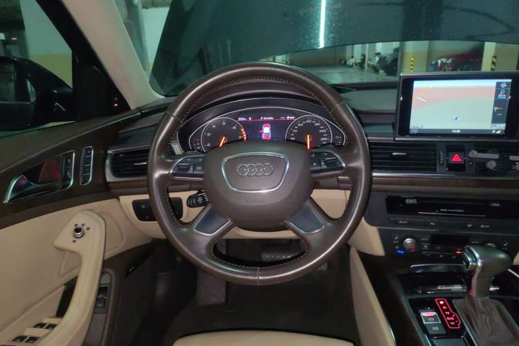 Used Audi A6L 2014 35 FSI quattro Luxury Model
