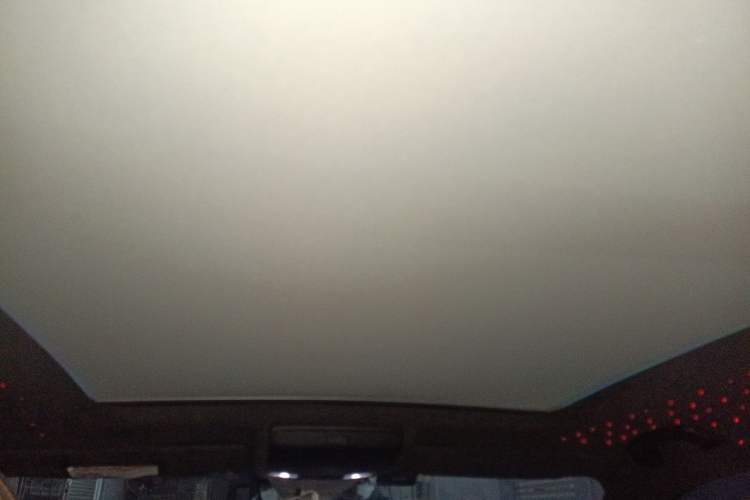 Used Volkswagen Tiguan L 2019 330TSI Automatic Two-Wheel Drive Panoramic Comfort Edition China V Standard Headliner