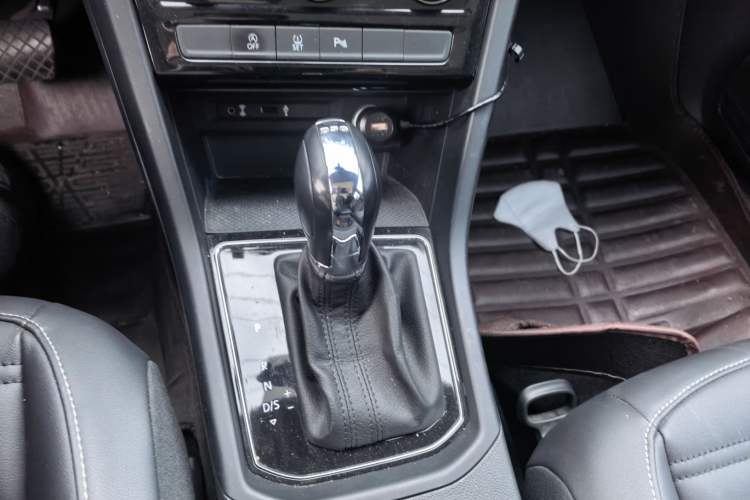 Used Volkswagen Touran 2018 Volkswagen Touran L 280TSI DSG Comfort Edition 7 Seats China V Emission Standard
