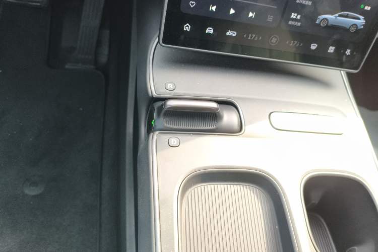 Used Nio ET5T 2023 75 kWh Touring