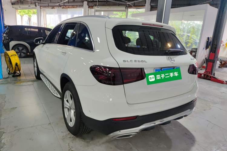 Used Mercedes-Benz GLC 2020 GLC 260 L 4MATIC Dynamic Model Rear Left 45 Deg