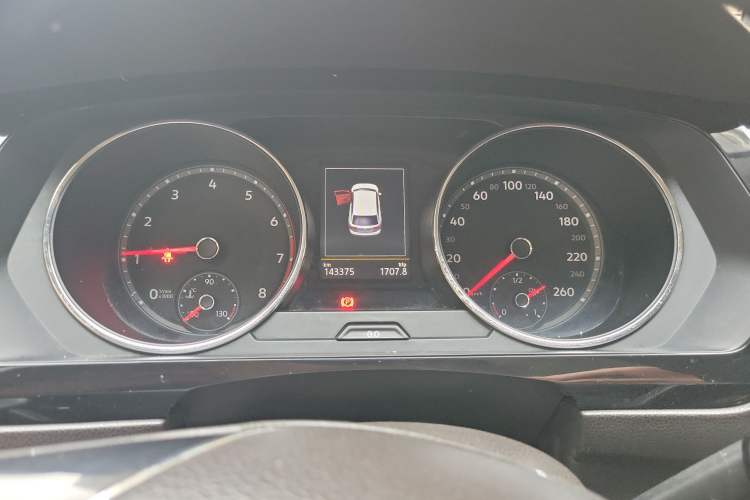 Used Volkswagen Tiguan L 2017 330TSI Automatic Two-Wheel Drive Luxury Edition Instrument Cluster