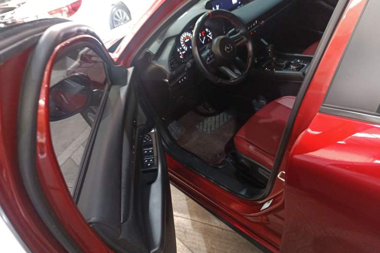 Used Mazda 3 Axela 2023 2.0L Automatic Zhiqing Edition
