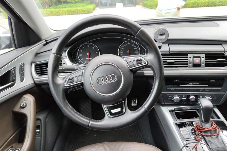 Used Audi A6 2015 3.0T allroad quattro
