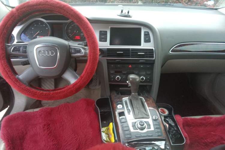 Used Audi A6L 2011 2.4L Technology Edition Center Console