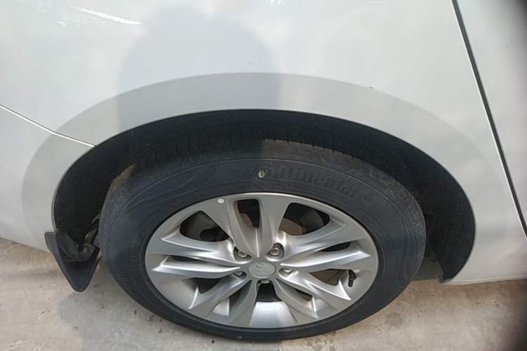 Used Buick Verano 2018 Sedan 20T Dual-Clutch Leading Model
