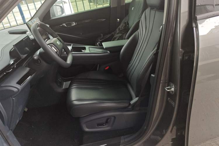 Used Geely Galaxy E5 2024 440km Launch Edition Left Front Seat