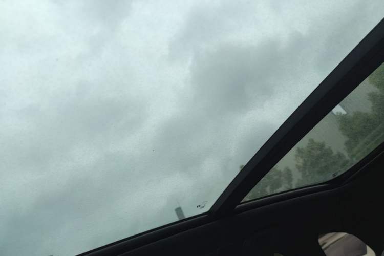 Used Nio ES6 2024 75 kWh
