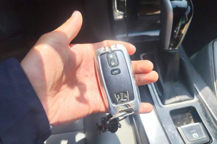 Used Luxgen 5 2015 1.8T Automatic Flagship Model