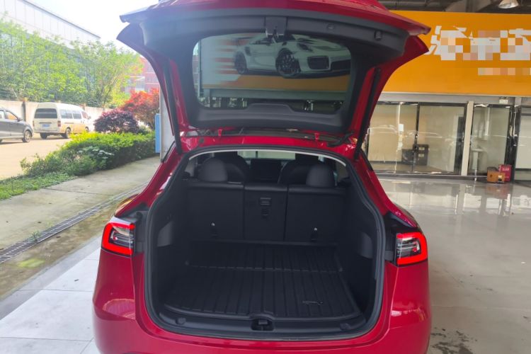 Used Tesla Model Y 2022 Rear-Wheel-Drive Version
