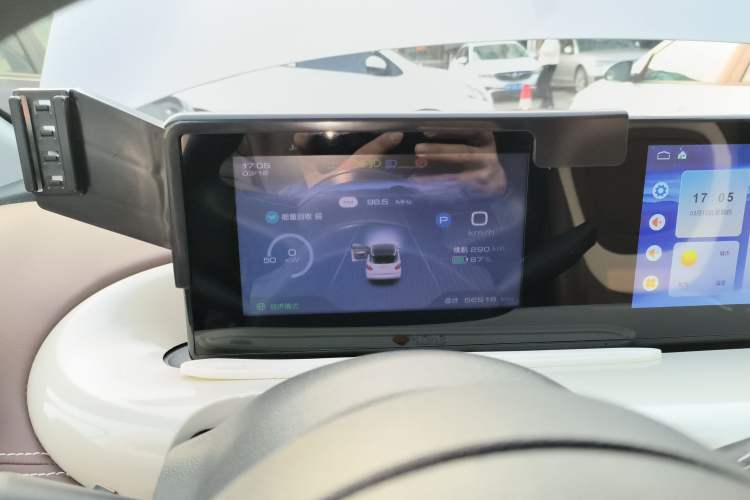 Used Wuling Bingo 2023 333 km Enjoyment Version