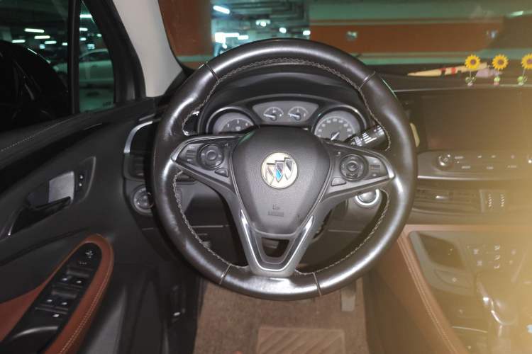 Used Buick Envision 2019 20T Two-Wheel Drive Luxury Version China VI Standard
