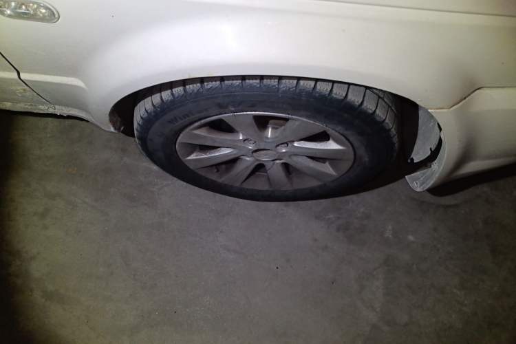 Used Volkswagen Jetta 2010 1.6L Partner Right Front Wheel Hub