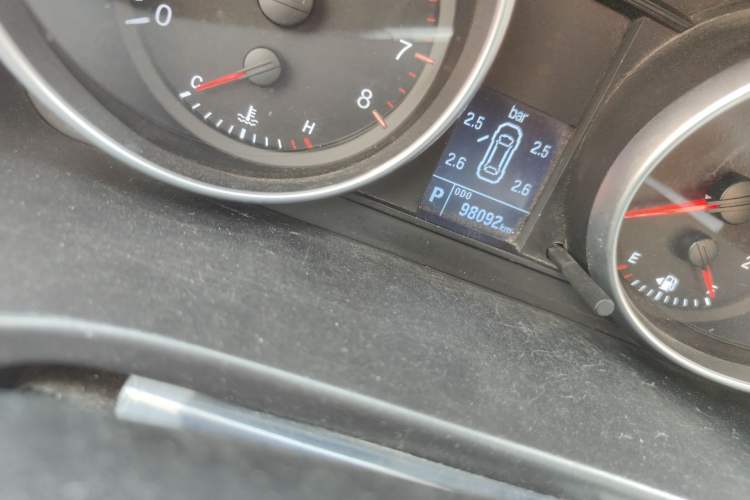 Used Haval H6 2016 Upgraded Model 1.5T Automatic Two-Wheel Drive Elite Version
