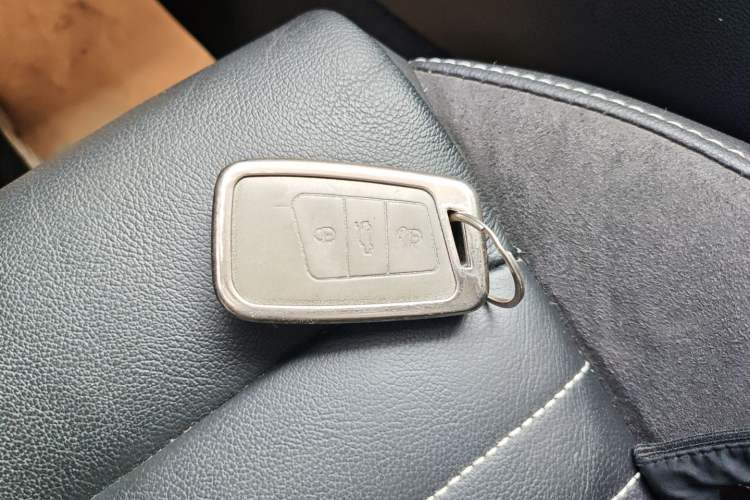 Used Volkswagen Magotan 2020 330TSI DSG Leading Model
