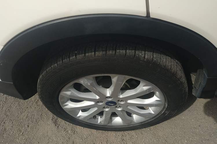 Used Ford Kuga 2015 1.5L GTDi Four-Wheel-Drive Elite Model